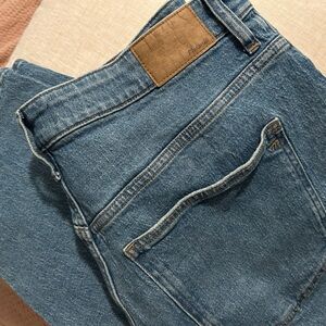 Madewell Curvy 90s Straight Jeans | Size 33 | A08